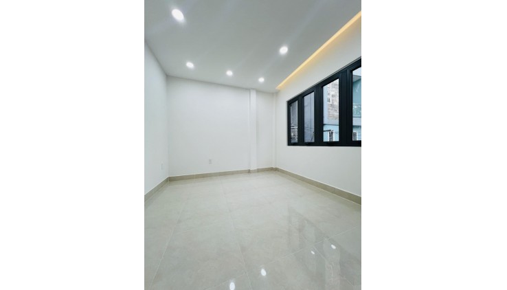 HẺM 8M, 48M2, 2 TẦNG 2PN, FULL NỘI THẤT, TÔ HIỆU GIÁ 5.X TỶ